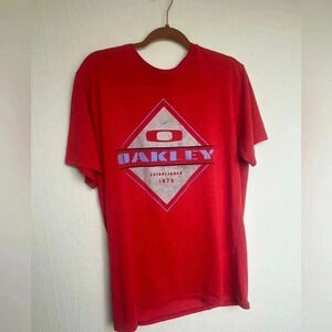 Oakley tee shirt light weight